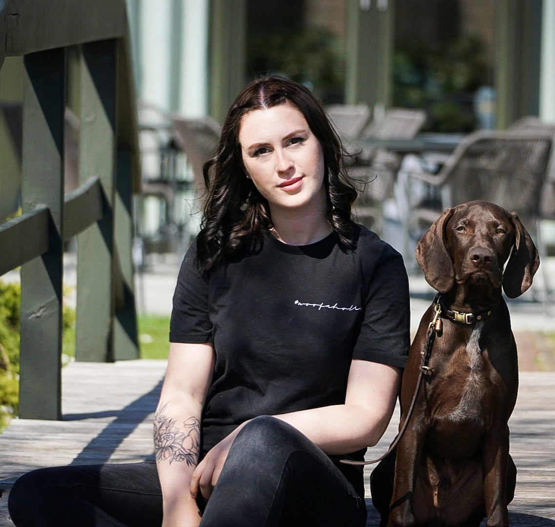 T-Shirt #Woofaholic Dark - Organic